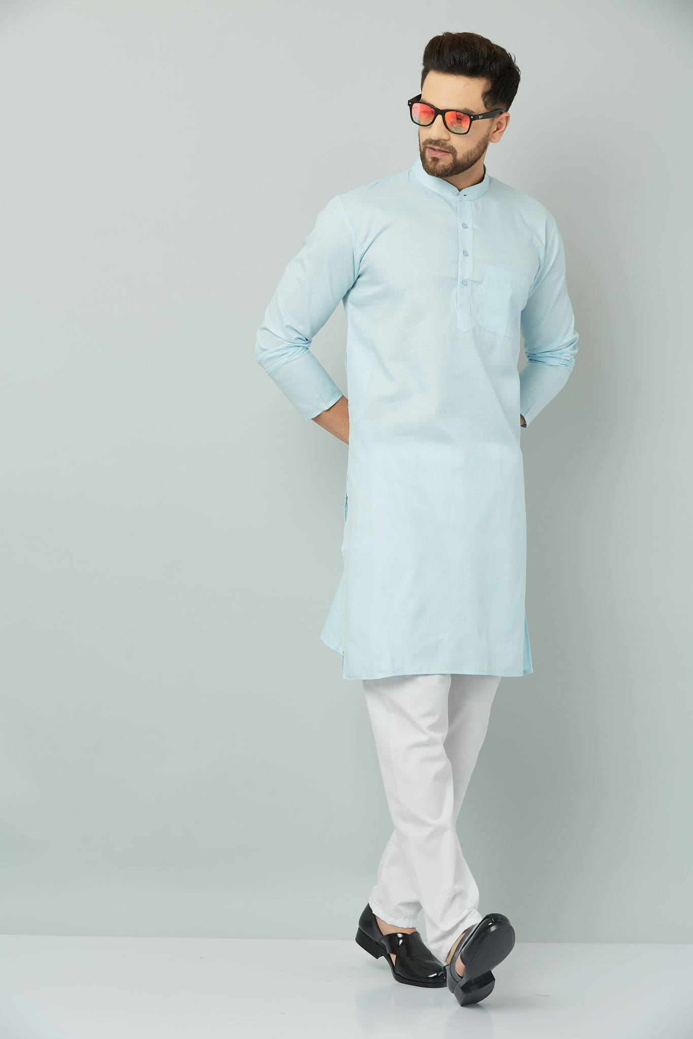 Aqua kurta set for men with a classy look.